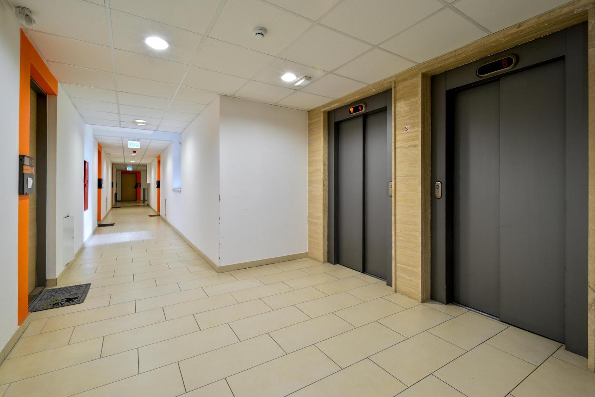 Sun Resort Residential Suite-Free Parking Garage Same Building Budapest Extérieur photo